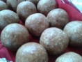 Kuličky kešu + datle